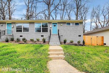 Main picture of 1616 Herrin Ave