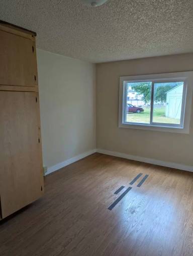Main picture of 255 SE 2nd St