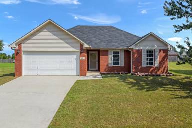 Main picture of 203 Steppe Ct