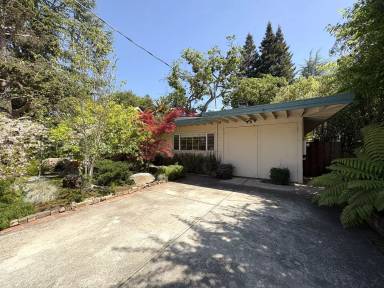 Main picture of 745 La Para Ave