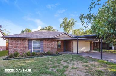 Main picture of 1614 Hillwood Dr