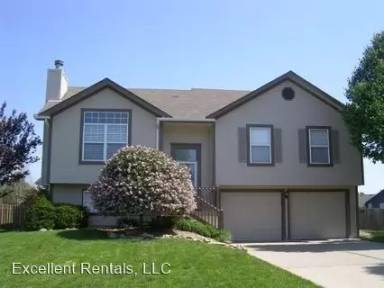 Main picture of 1105 SE Talonia Dr