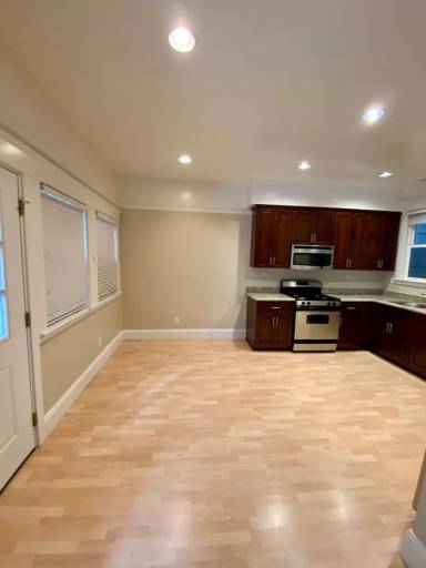 Main picture of 666A Green St