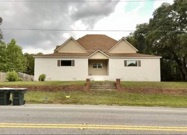 Main picture of 309 N Main St