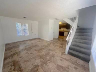 Main picture of 6007 Bromley Ave