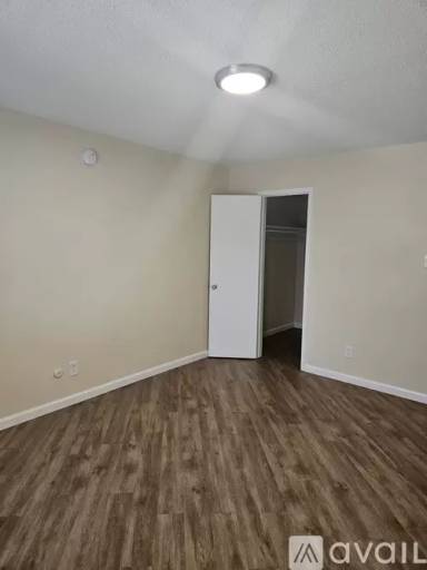 Main picture of White Lake Hills Apartments