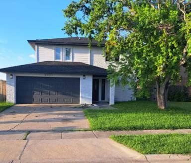 Main picture of 4402 Sunlight Dr