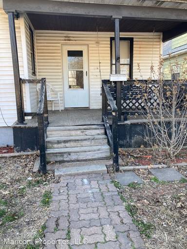 Main picture of 1115 S 13th St