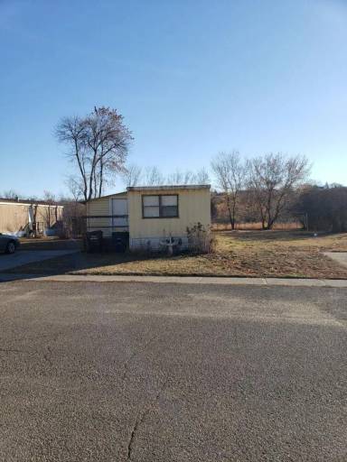 Main picture of 147 Sunnyside Trailer Ct