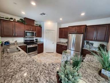 Main picture of 3050 Longboat Key Way