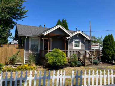 Main picture of 445 Mountainview St