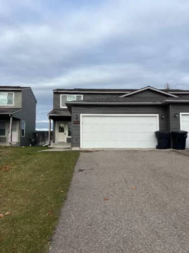 Main picture of 1983 Greatview Dr