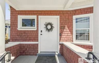 Main picture of 1810 Adeline St