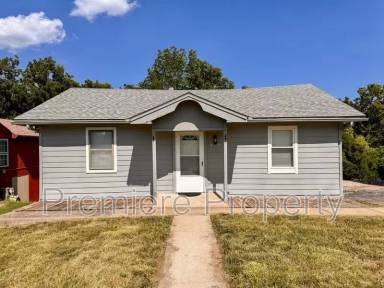 Main picture of 4311 N Spruce Ave