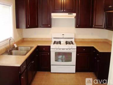 Main picture of 117 S Cornell Ave