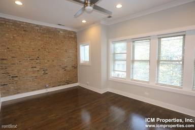 Main picture of 3915 N Janssen Ave