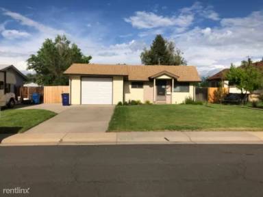 Main picture of 7230 Utica St