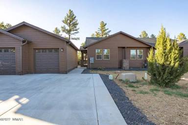 Main picture of 2920 W Villa Loop