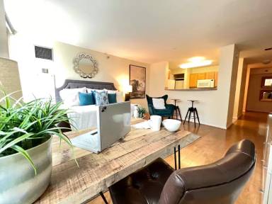 Main picture of Sterling Condos