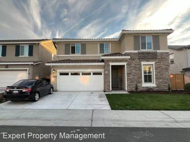 Main picture of 679 Lovejoy Ln