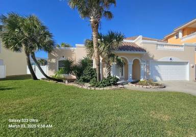 Main picture of 175 Coquina Key Dr