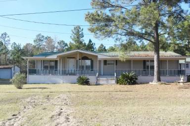 Main picture of 23 Pine Knot Sq