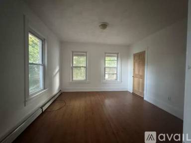 Main picture of 30 Williams St
