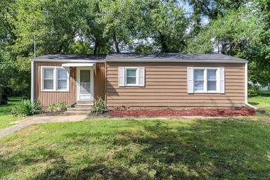 Main picture of 8106 Spring Valley Rd