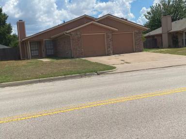 Main picture of 5812 Silver Sage Dr