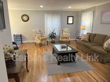 Main picture of Tuckaseegee Rd