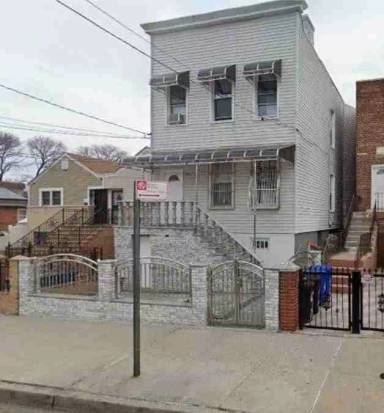 Main picture of 862 Olmstead Ave