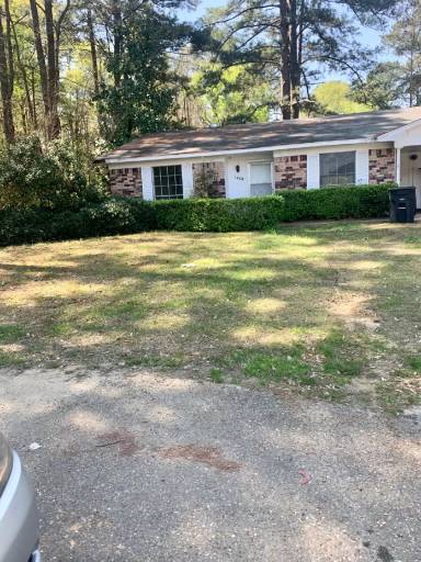Main picture of 1406 Benton St