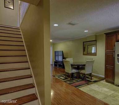 Main picture of 4403 S Semoran Blvd
