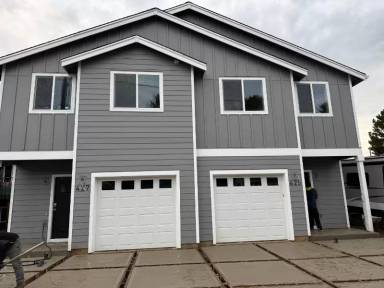 Main picture of 425 SE Inlet Ave