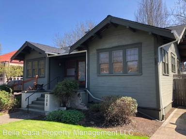 Main picture of 208 SE Baker St