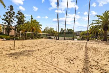Main picture of Pacific Isle Condominiums