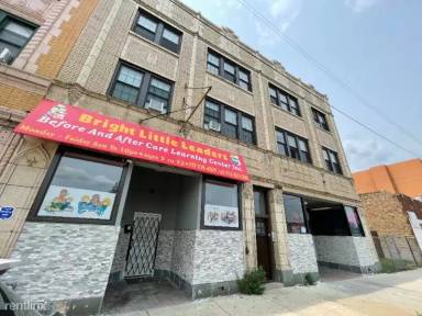 Main picture of 8246 S Racine Ave