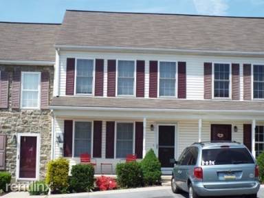 Main picture of 681 Knoll Dr