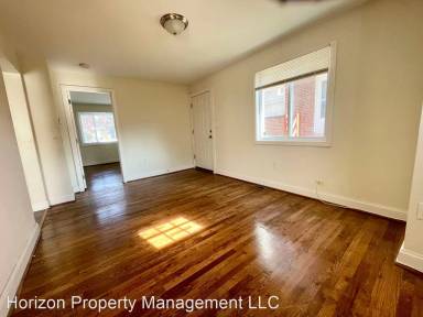 Main picture of 8527 Chestnut Oak Rd