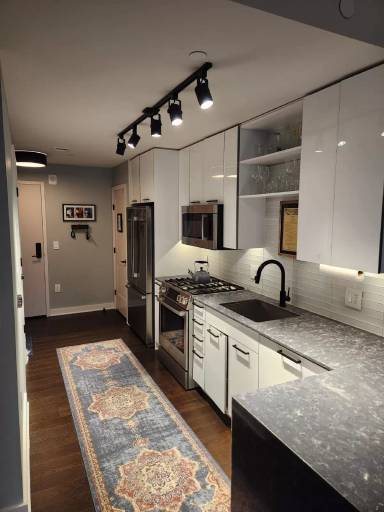 Main picture of eNvy Condominium