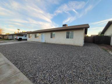 Main picture of 4471 W 17th Ln