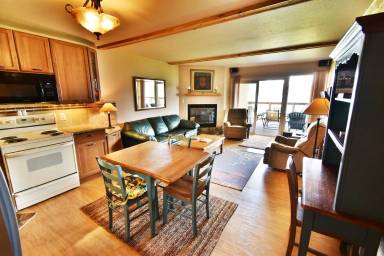 Main picture of 401 W La Bonte St