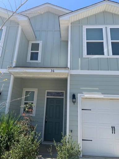Main picture of Villas at St. Charles