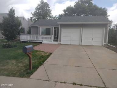 Main picture of 12757 Bellaire Ct