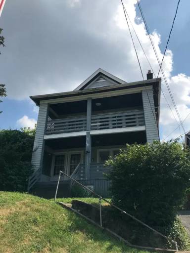 Main picture of 2466 Fairview Ave