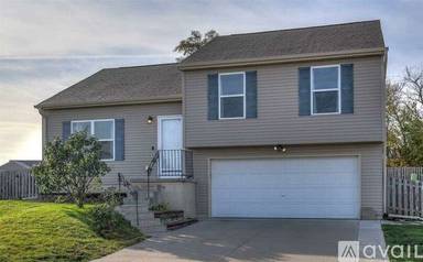 Main picture of 9001 Quest St