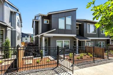 Main picture of 11234 SE 162nd Ave