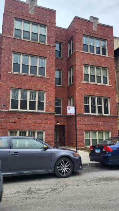 Main picture of 5037 S Dorchester Ave