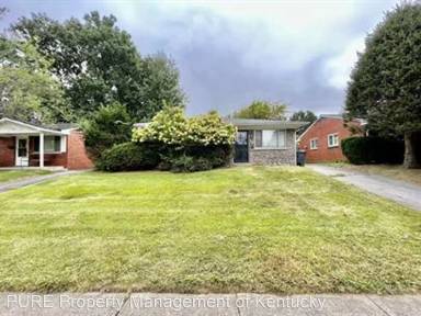Main picture of 2093 Saint Christopher Dr