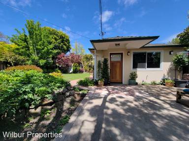 Main picture of 1350 Greenwood Ave